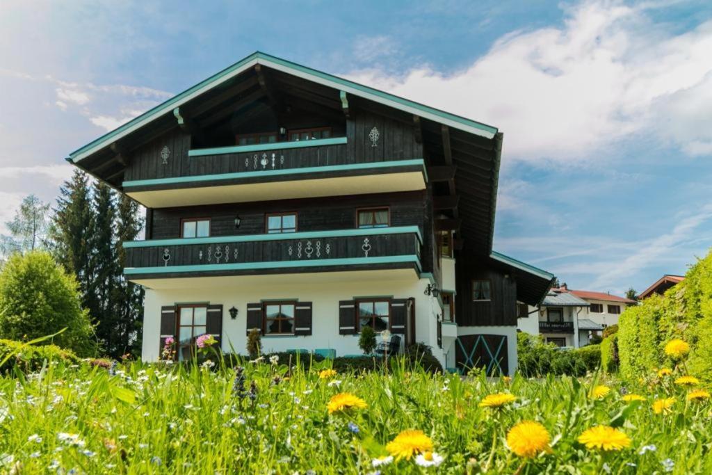 Haus Sonnenrose Apartment Reit im Winkl Exterior foto
